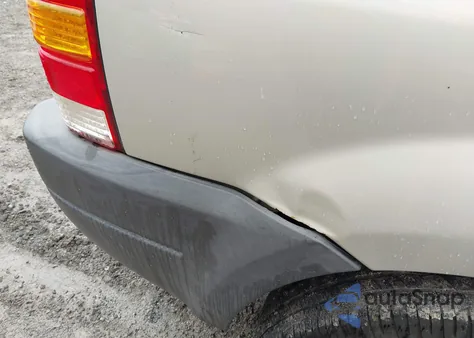 2004 Ford Escape Xlt из США, поврежденный, VIN 1FMYU93144KA78271